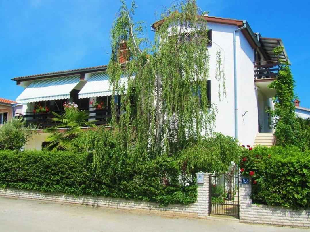 פורץ Apartments Zrinka 793 מראה חיצוני תמונה